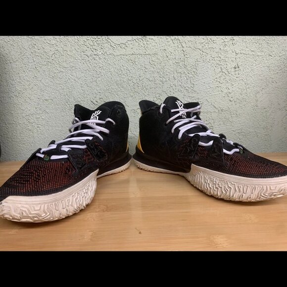 RARE Nike Kyrie 7‎ Roswell Rayguns Black Gold Mens Shoes CQ9326-003 Size 14 main image 9